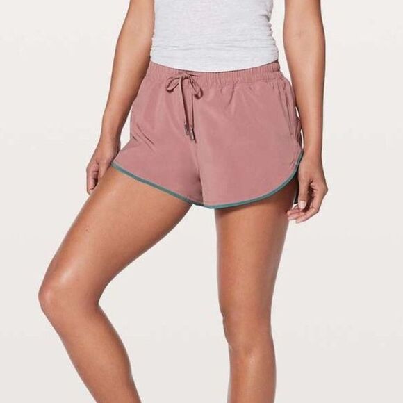Lululemon Choose A Side Short 3" Reversible, Quicksand / Sea Green, Size 4 - Picture 1 of 12